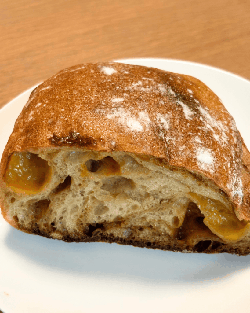 【中野富士見町/南台】ケノヒノパン│味噌とチェダーチーズのロデブ(ハーフ)(中野グルメ)